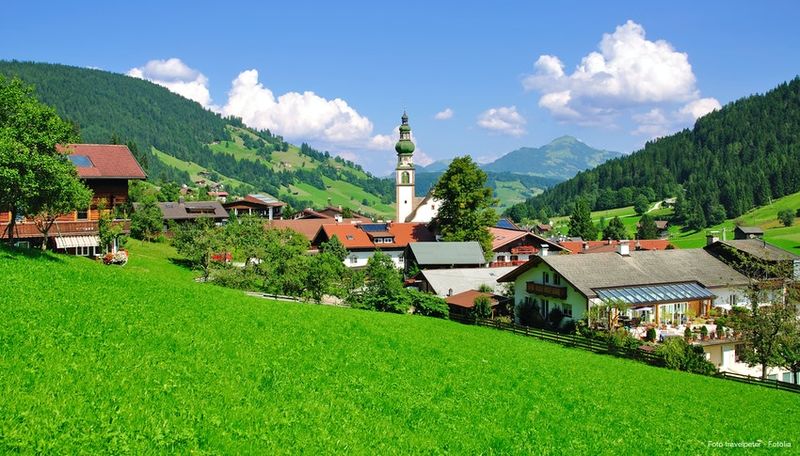Datei:Oberau in der Wildschoenau.jpeg